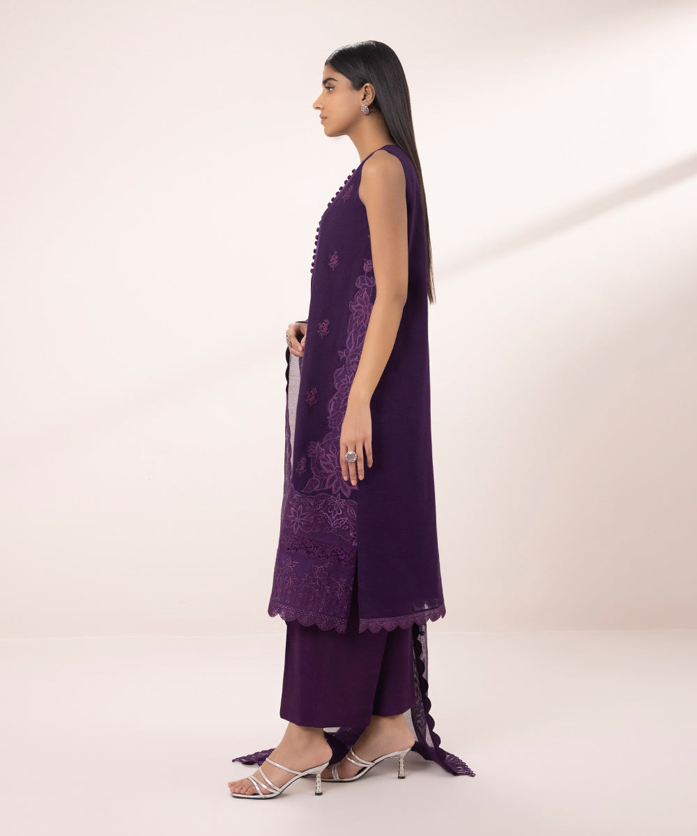 3 Piece - Embroidered Khaddi Net Suit