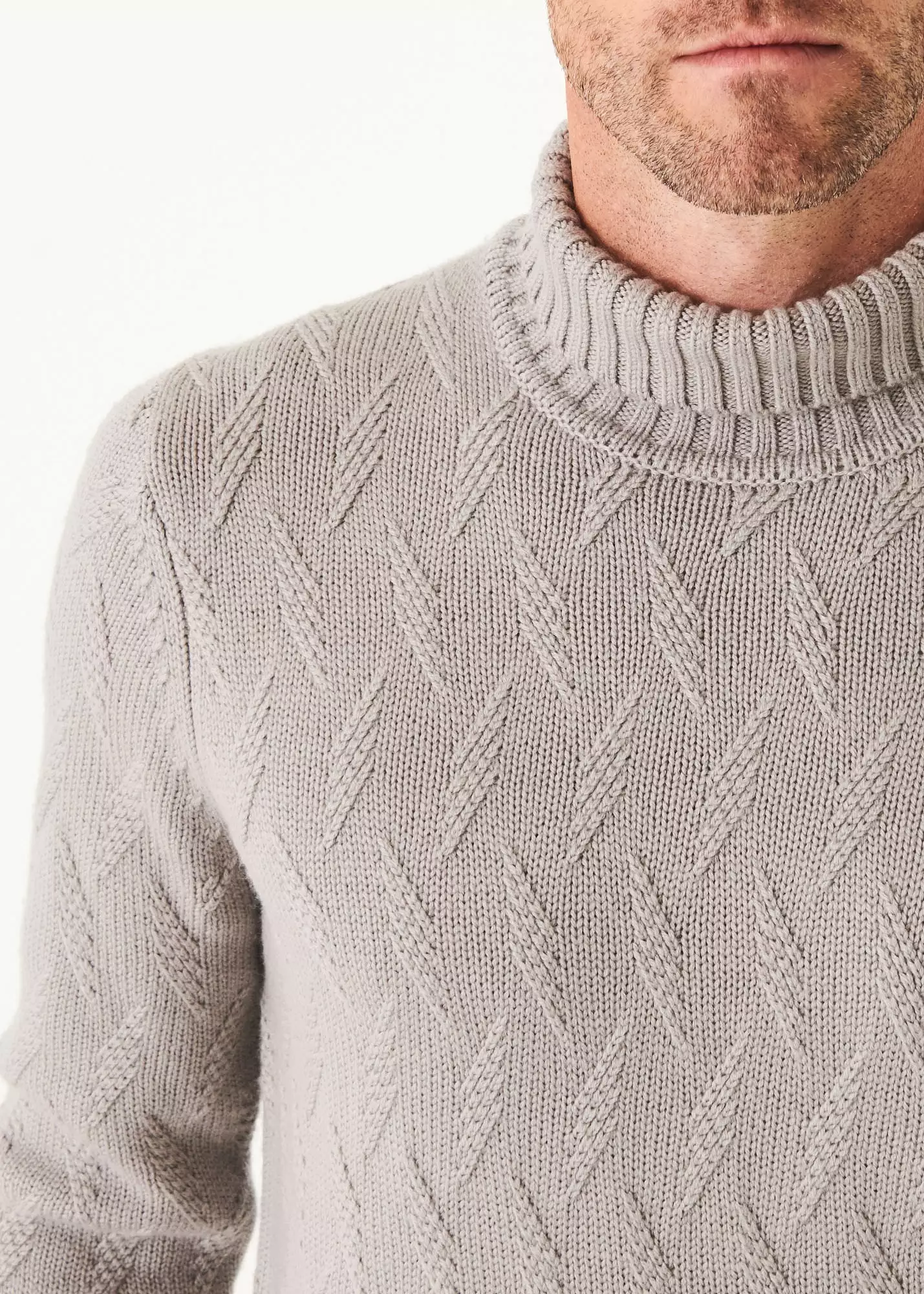 CHEVRON TURTLENECK