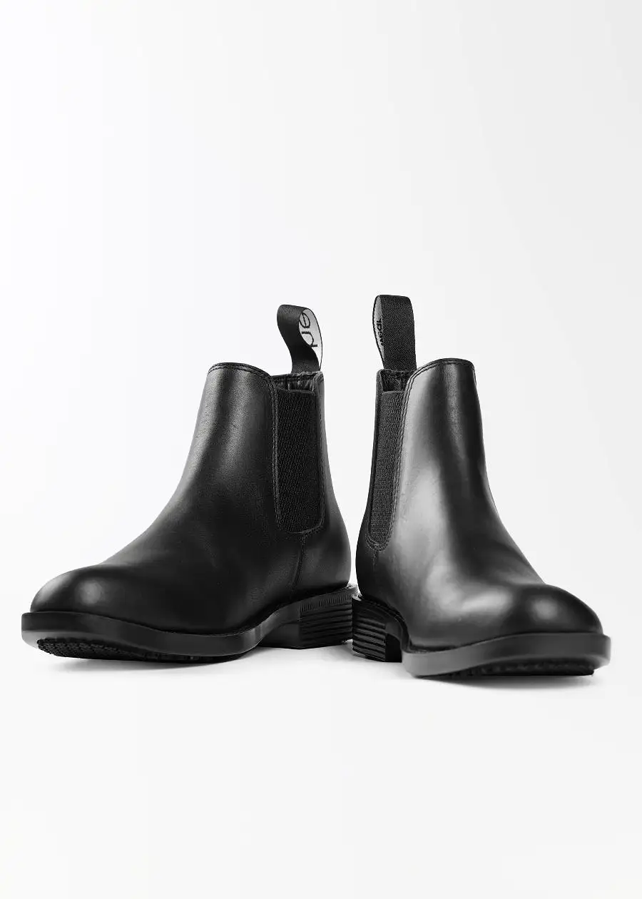 Discovers: women's chelsea boot