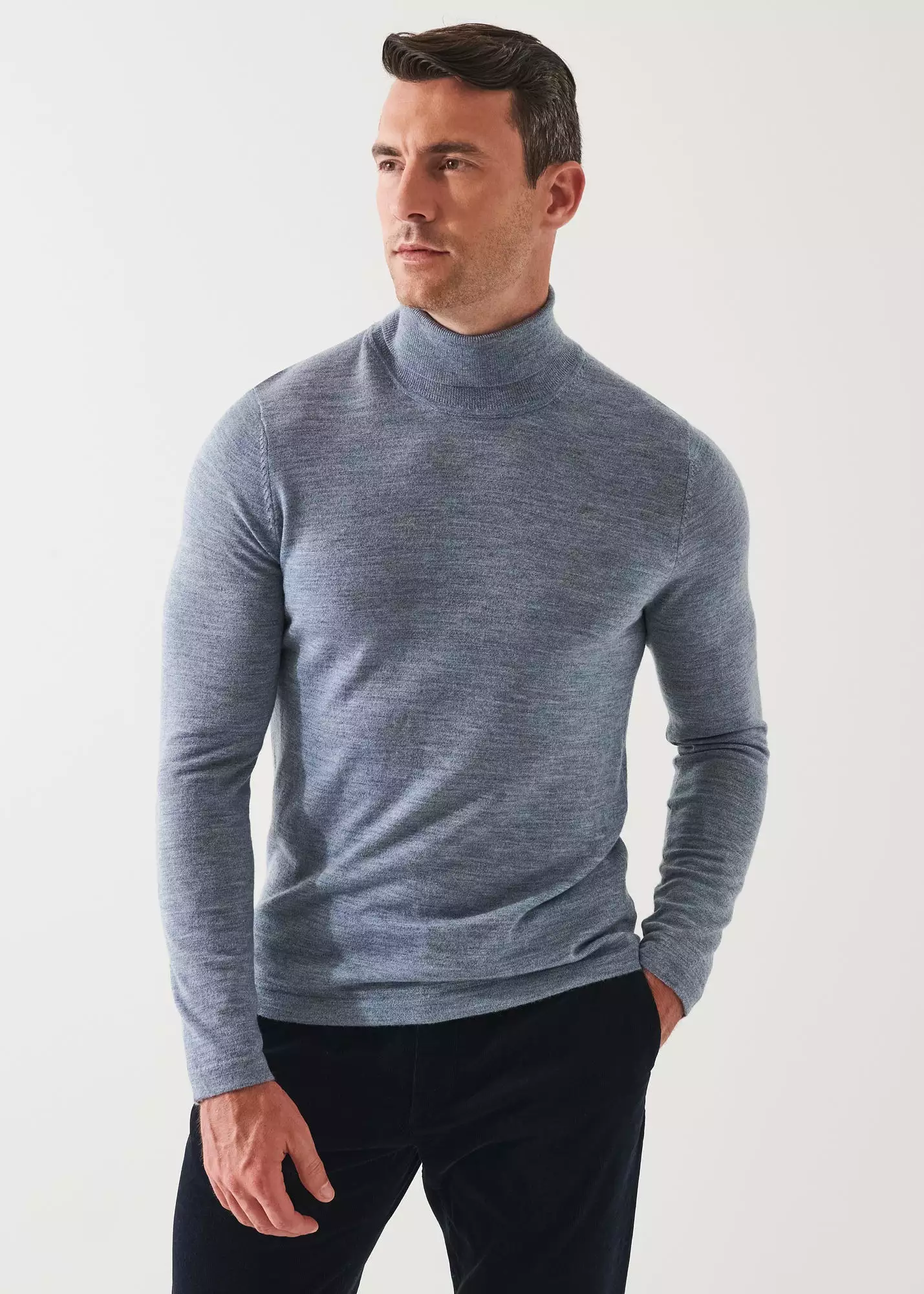 EXTRA-FINE MERINO TURTLENECK