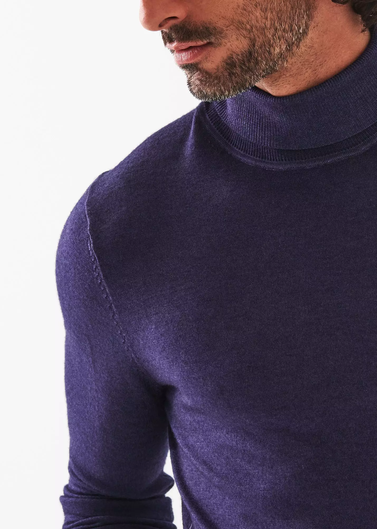 EXTRA-FINE MERINO VINTAGE WASH TURTLENECK